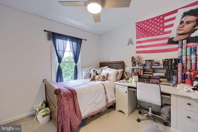 38 BATTENS CIR, Leola, PA 17540