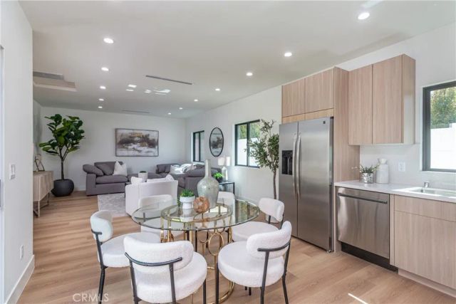 2316 N Parish, Burbank, CA 91504