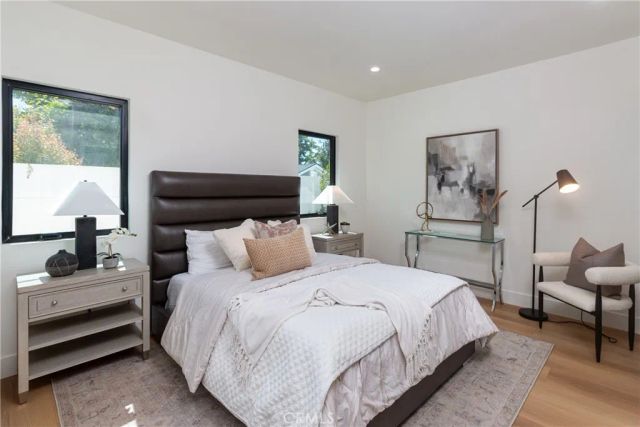 2316 N Parish, Burbank, CA 91504