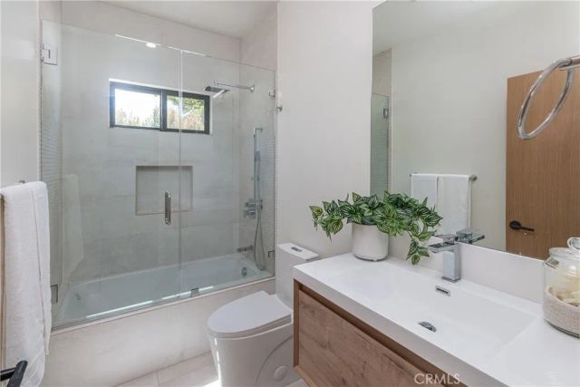 2316 N Parish, Burbank, CA 91504