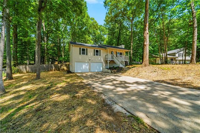 35 Davis Mill Hollow, Dallas, GA 30157