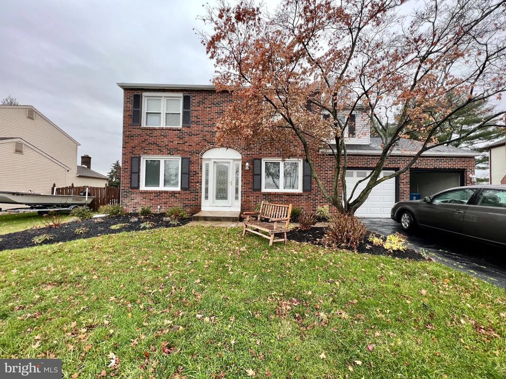 4233 REMO CRESCENT RD, Bensalem, PA 19020