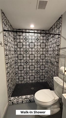 4505 Teri RD B, Austin, TX 78744