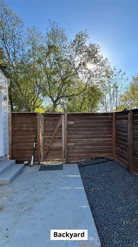 4505 Teri RD B, Austin, TX 78744