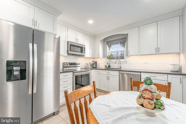 700 BICKING DR, West Chester, PA 19382