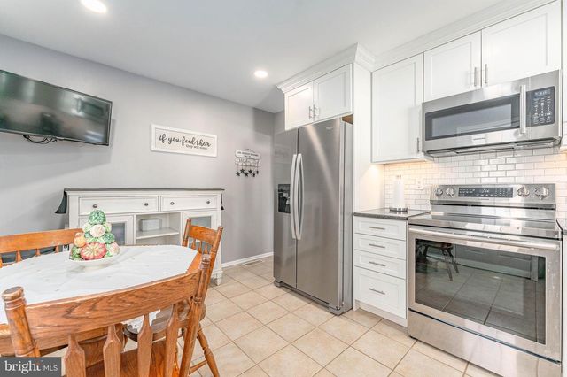 700 BICKING DR, West Chester, PA 19382