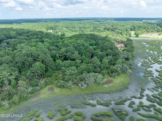 3 Bennett Point Drive, Beaufort, SC 29907