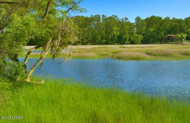 3 Bennett Point Drive, Beaufort, SC 29907