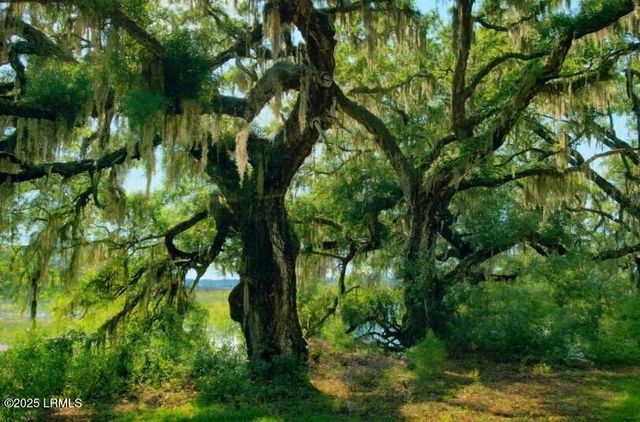 3 Bennett Point Drive, Beaufort, SC 29907