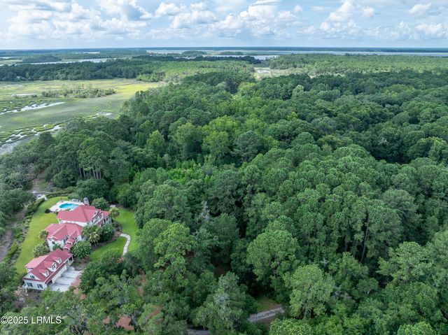 3 Bennett Point Drive, Beaufort, SC 29907