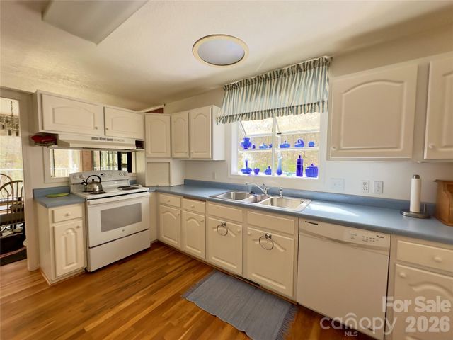 592 Liberty Church Road, Marion, NC 28752