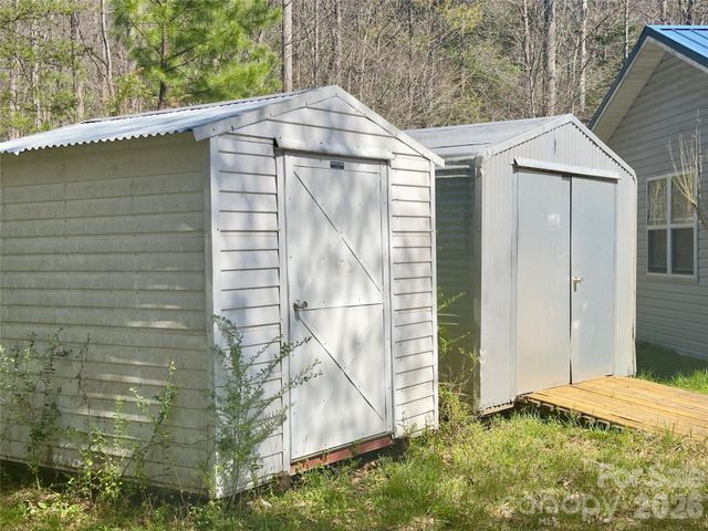 592 Liberty Church Road, Marion, NC 28752