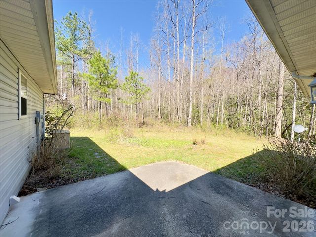 592 Liberty Church Road, Marion, NC 28752