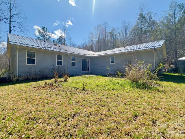 592 Liberty Church Road, Marion, NC 28752