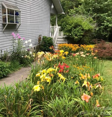 592 Liberty Church Road, Marion, NC 28752