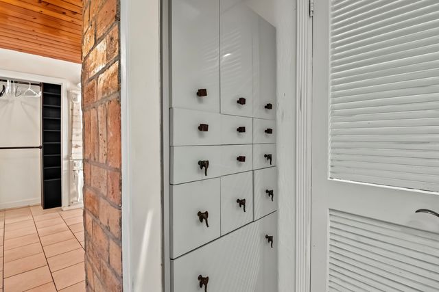 2012 ASHBY C 2012, Deerfield Beach, FL 33442