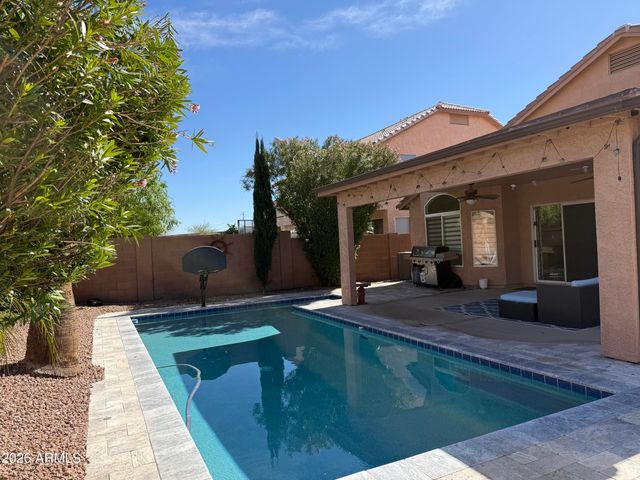 4422 E Cedarwood Lane, Phoenix, AZ 85048