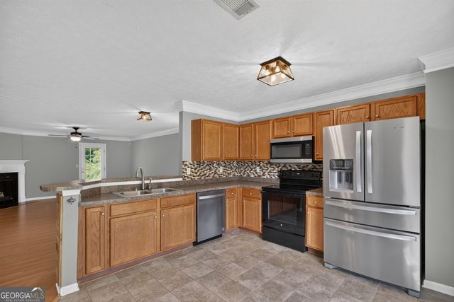 112 Governor Lane, Temple, GA 30179