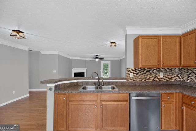 112 Governor Lane, Temple, GA 30179