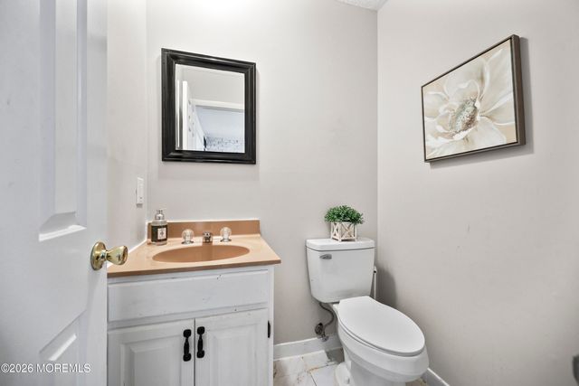 515 Pheasant Lane, Toms River, NJ 08753