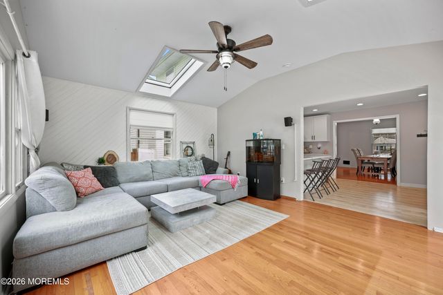 515 Pheasant Lane, Toms River, NJ 08753