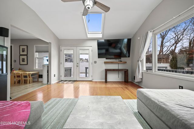 515 Pheasant Lane, Toms River, NJ 08753