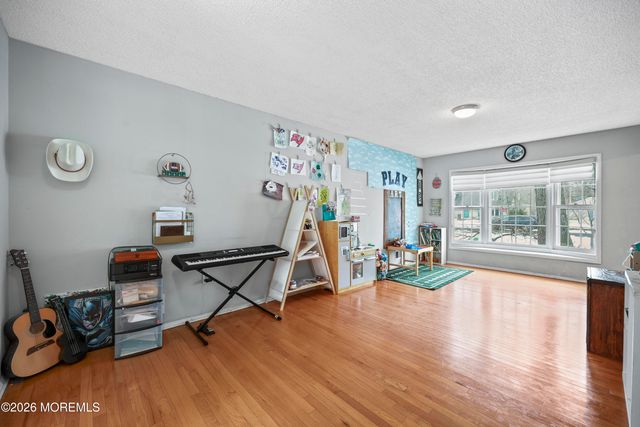 515 Pheasant Lane, Toms River, NJ 08753