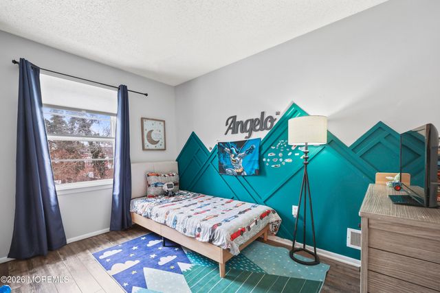 515 Pheasant Lane, Toms River, NJ 08753