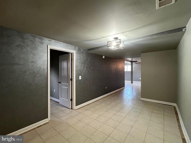 15106 LEE HWY, Gainesville, VA 20155