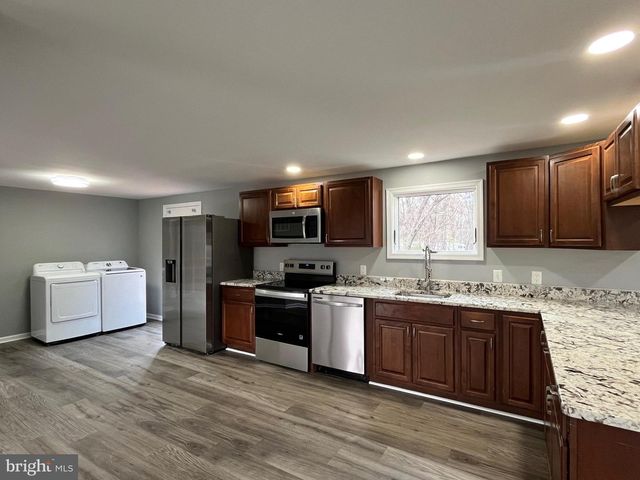 15106 LEE HWY, Gainesville, VA 20155