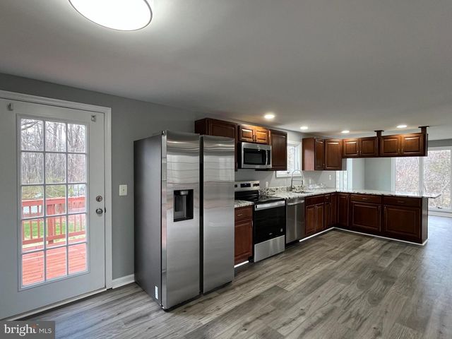 15106 LEE HWY, Gainesville, VA 20155