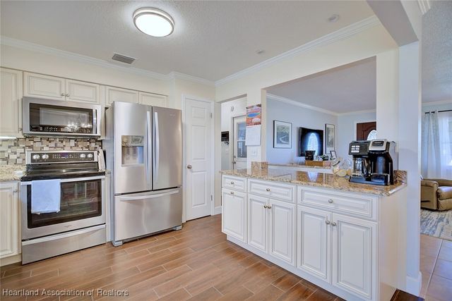 201 Greensview Drive, Avon Park, FL 33825