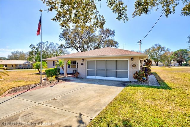 201 Greensview Drive, Avon Park, FL 33825