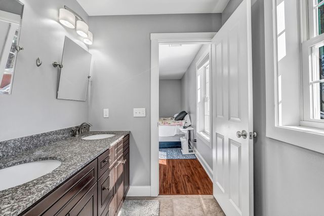 120 Dover Road, Durham, NH 03824