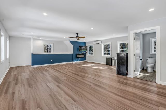 120 Dover Road, Durham, NH 03824