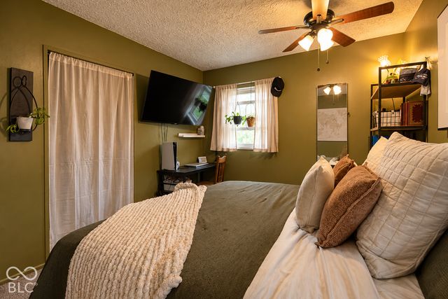 1021 Eastlawn Drive, Whiteland, IN 46184