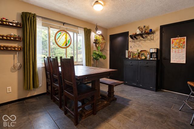 1021 Eastlawn Drive, Whiteland, IN 46184