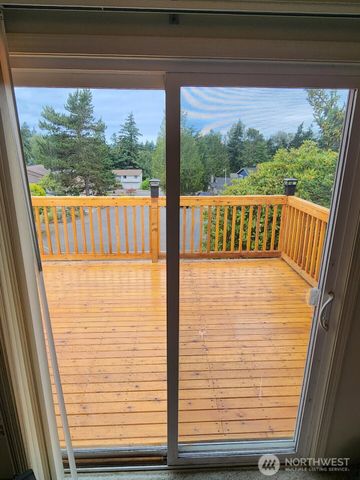 2026 281st Street, Federal Way, WA 98003
