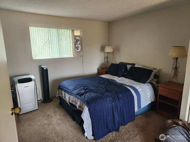 2026 281st Street, Federal Way, WA 98003