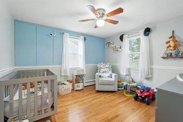 211 W Allen Ridge Rd, Springfield, MA 01118