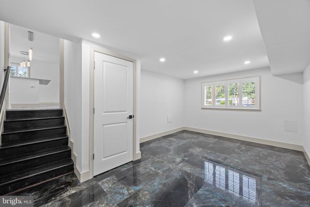 7103 GALESVILLE PL, Annandale, VA 22003