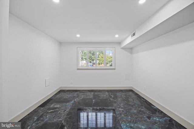 7103 GALESVILLE PL, Annandale, VA 22003