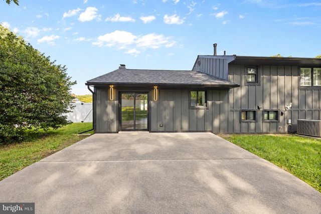 7103 GALESVILLE PL, Annandale, VA 22003