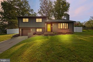 7103 GALESVILLE PL, Annandale, VA 22003