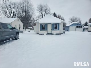 1385 CLARK Street, Galesburg, IL 61401