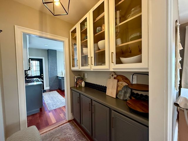 123 Court St 2, Plymouth, MA 02360