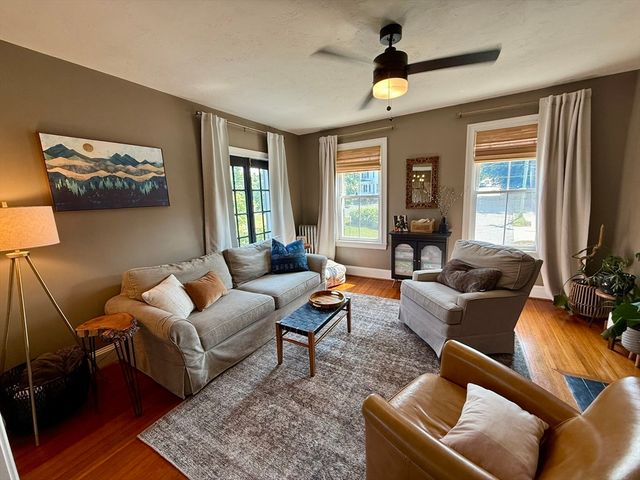 123 Court St 2, Plymouth, MA 02360