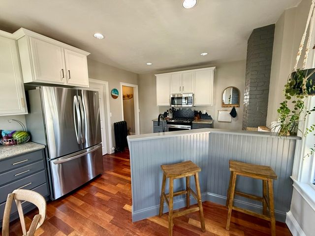 123 Court St 2, Plymouth, MA 02360