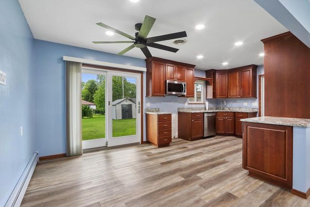 N91W17573 Saint Regis STREET, Menomonee Falls, WI 53051