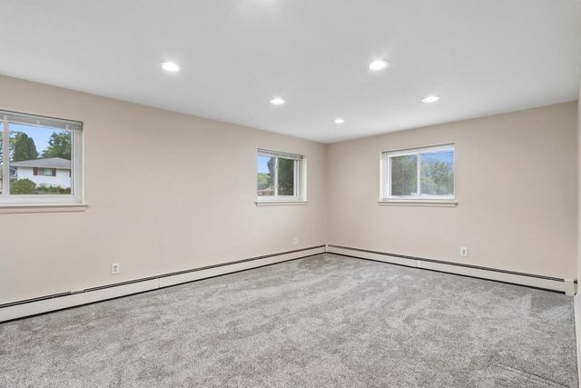 N91W17573 Saint Regis STREET, Menomonee Falls, WI 53051